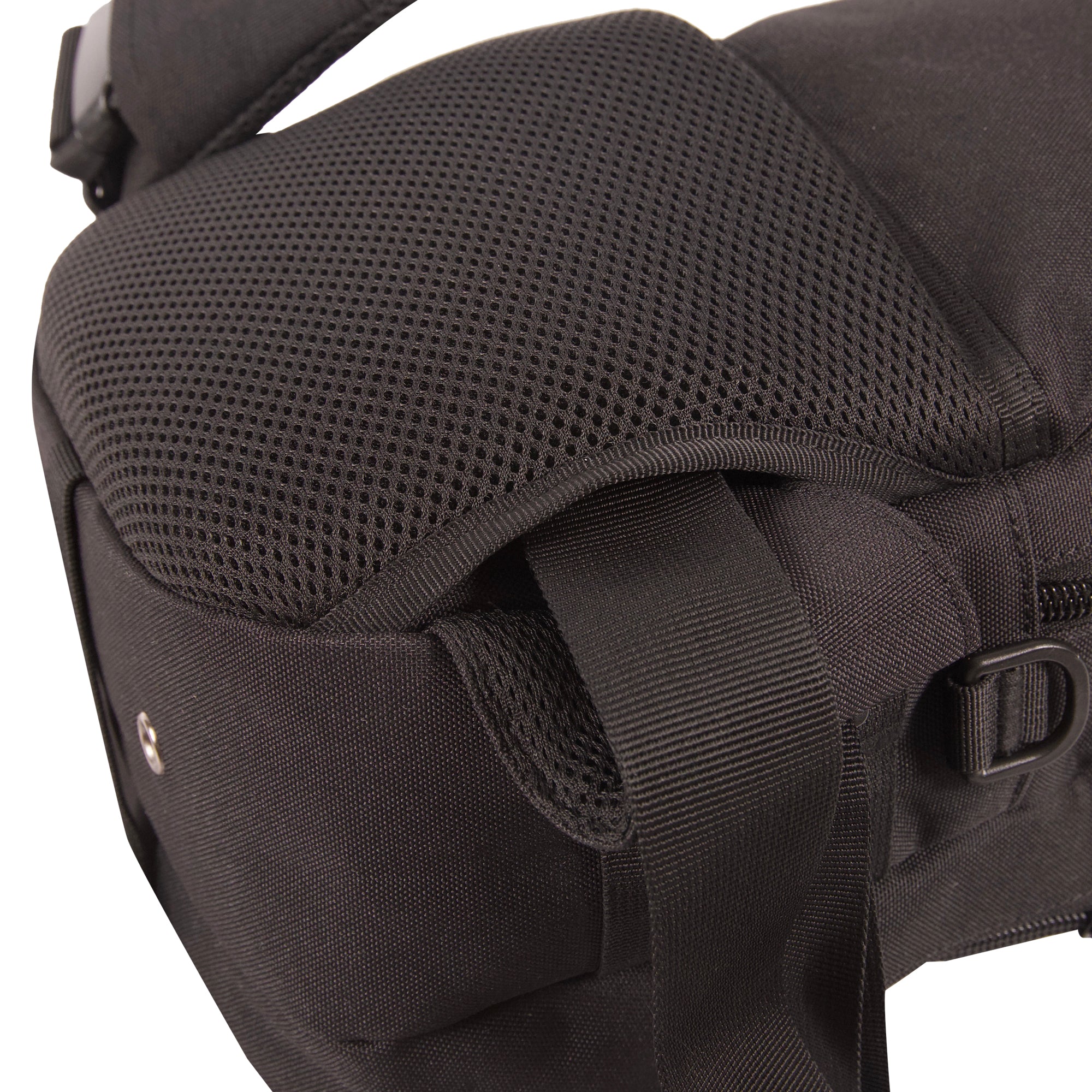JETTISON SLING BAG